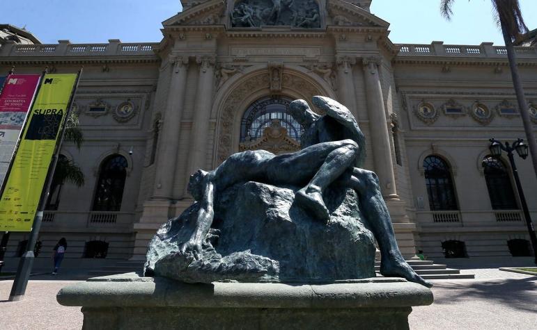 Museo de Bellas Artes pide a voluntarios no limpiar esculturas: podrían provocar más daño