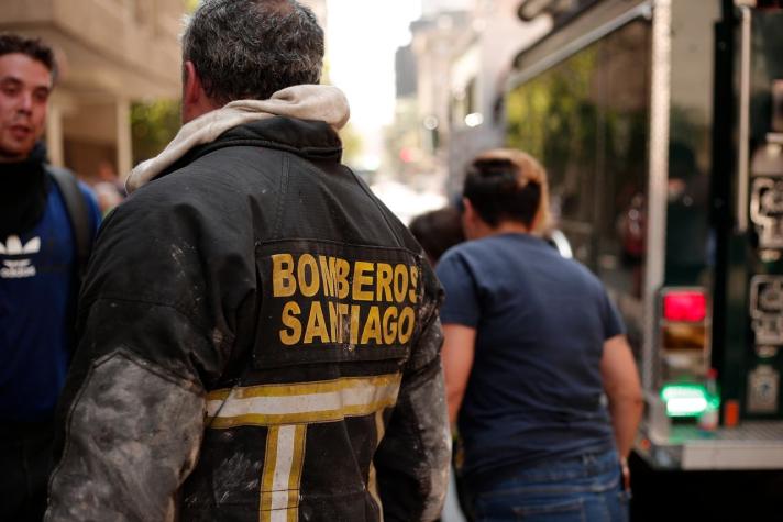 [VIDEO] Incendian una sucursal de Banco Estado en Cerro Navia