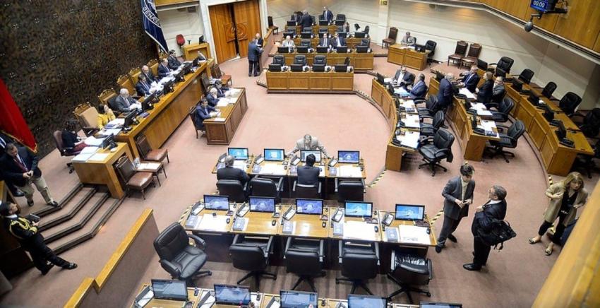 Comisión de Constitución aprueba terminar con la reelección indefinida de los parlamentarios