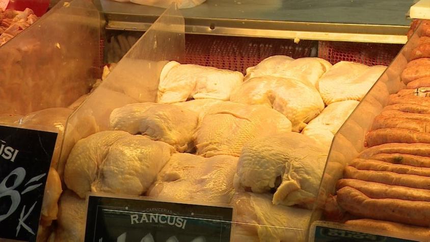 [VIDEO] Supermercados buscan evitar multas por colusión de los precios del pollo
