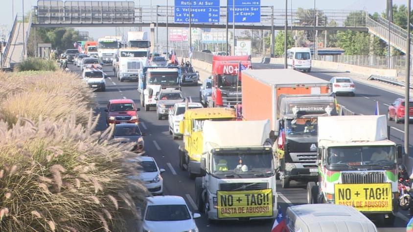 [VIDEO] Camioneros "No más TAG" copan autopistas por más de cinco horas
