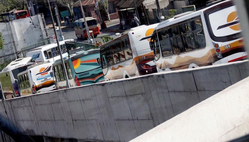 Flota de buses Talagante y Peñaflor anuncian suspensión de servicios para este martes