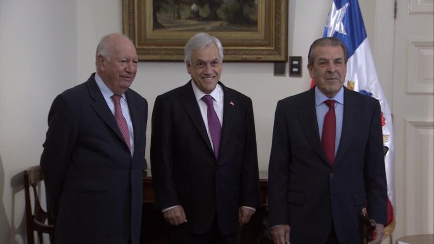[VIDEO] Presidente Piñera dialoga con ex mandatarios Frei, Lagos y Bachelet sobre nueva Constitución