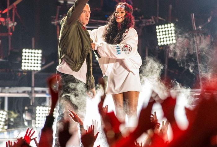 Filtran denigrante canción desechada por Eminem donde defiende a Chris Brown tras golpear a Rihanna