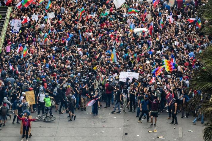 Unión Europea llama al gobierno de Chile a "atender" las demandas del pueblo