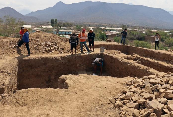 Perú: Descubren templo megalítico de 3.000 años donde rendían culto al agua