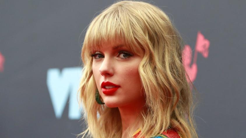 Por qué Taylor Swift no podrá cantar sus grandes éxitos en los American Music Awards