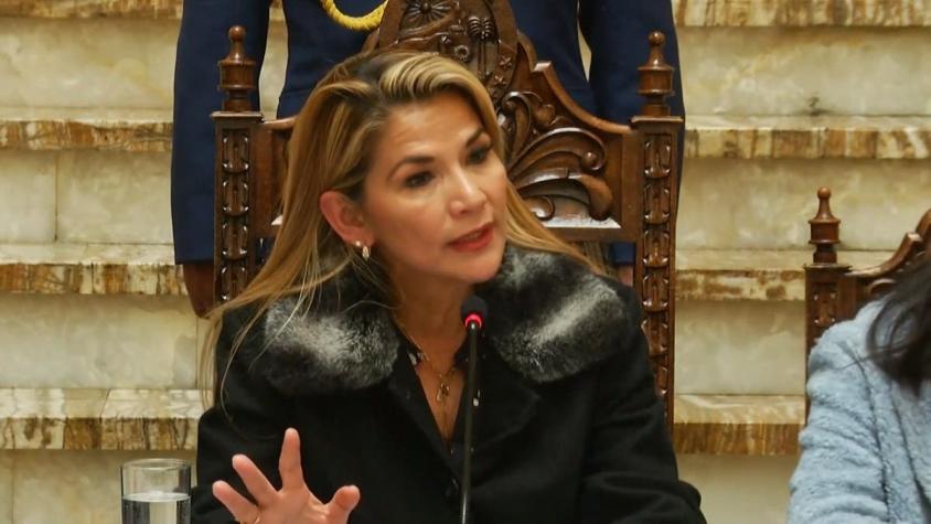 [VIDEO] Jeanine Áñez: ¿Cómo es la nueva Presidenta de Bolivia?