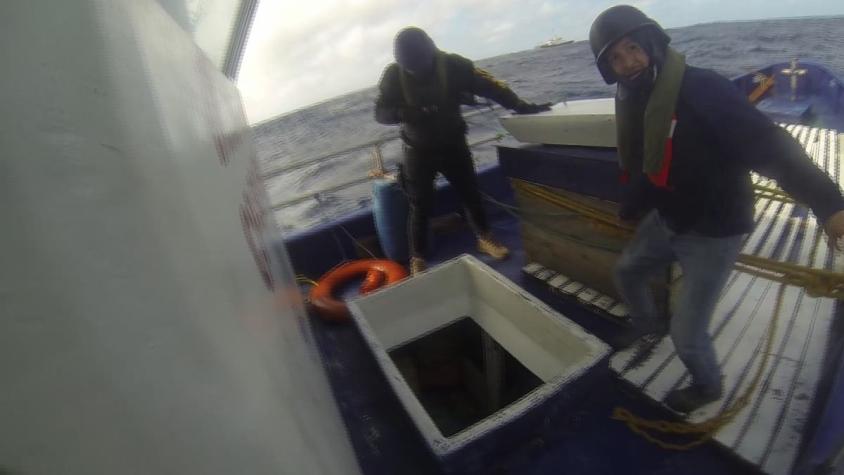 [VIDEO] Exclusivo T13: Barco con droga se estaba hundiendo en alta mar