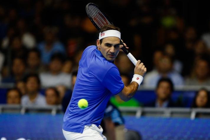 Roger Federer se impone a Zverev en partido de exhibición inolvidable para sus fanáticos en Chile