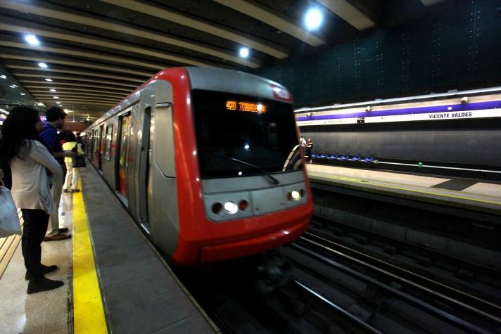 Metro anuncia que extenderá su horario de cierre este lunes y la reapertura de tres estaciones