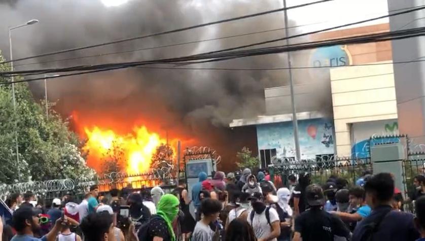 Incendian mall de Quilicura: Alcalde había pedido investigar supuestas torturas en el lugar