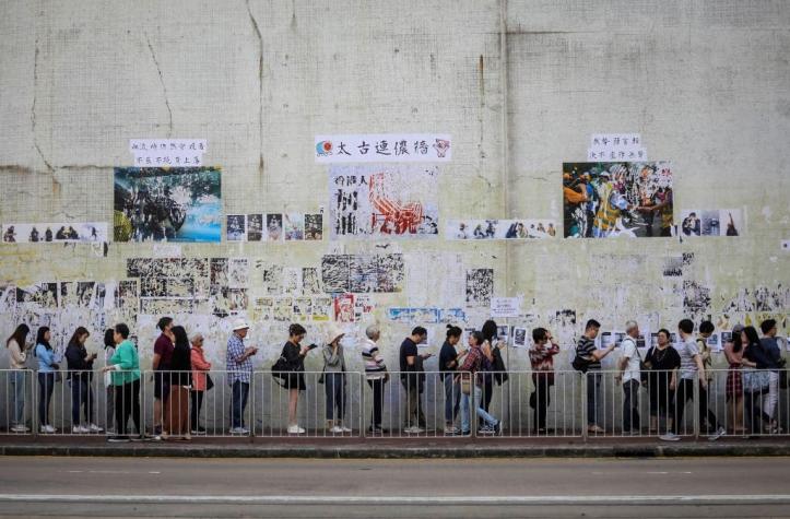 Participación récord en las elecciones locales de Hong Kong