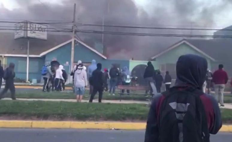 [VIDEO] Atacan y queman oficina de diario "El Líder" en San Antonio