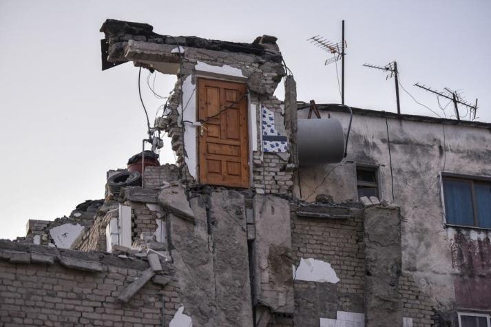 Aumenta a 40 el número de fallecidos por sismo en Albania