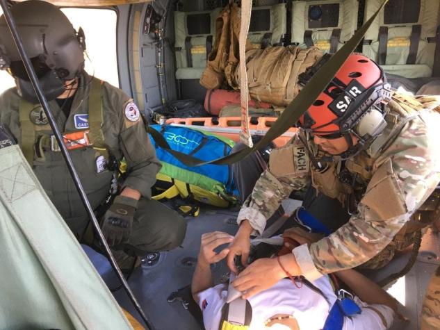 [VIDEO] Fuerza Aérea rescata a parapentista accidentado en Pirque