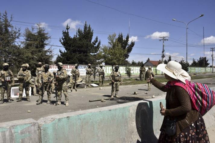 Bolivia cancela decreto que exime a militares de responsabilidad penal por acciones en protestas
