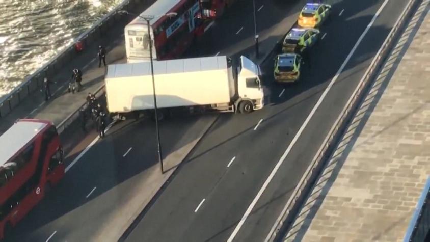 [VIDEO] Dos muertos en Londres por un ataque en céntrico puente