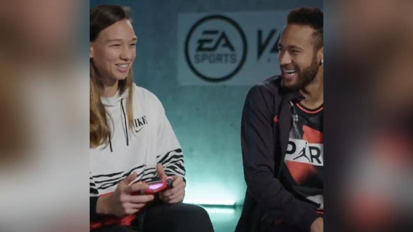 [VIDEO] ¡Crack hasta con el joystick!: Christiane Endler y Neymar hacen dupla para jugar FIFA Volta
