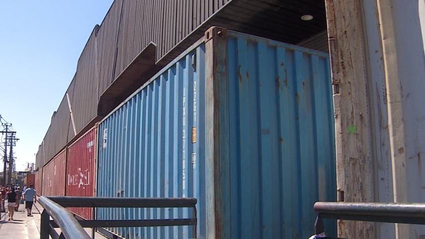 [VIDEO] Instalan containers "anti saqueos" en La Cisterna
