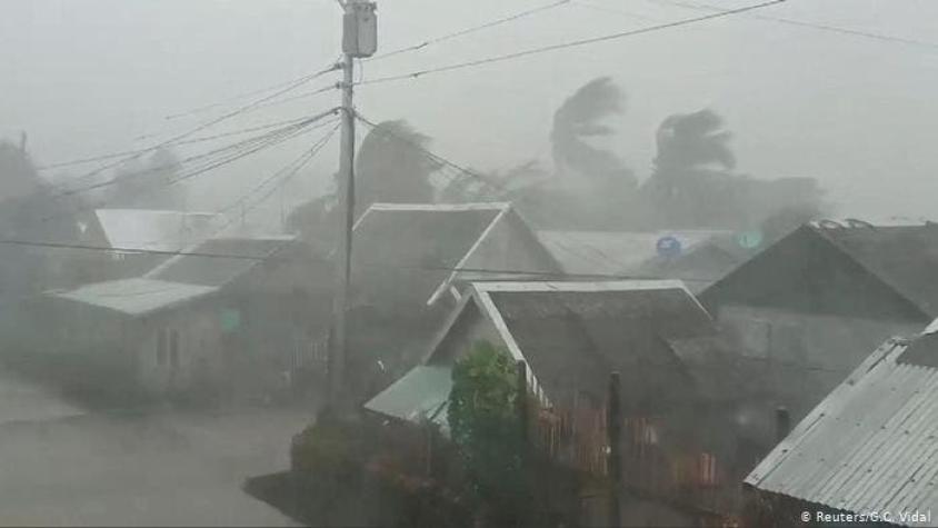 Tifón Kammuri azota Filipinas con "vientos violentos"