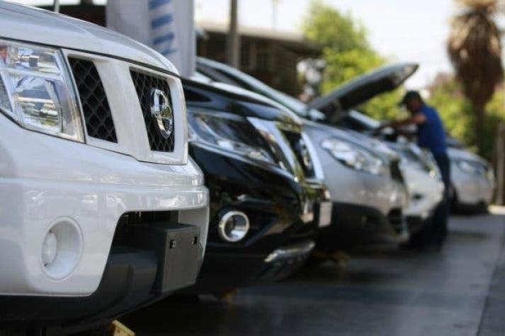 Derrumbe en la venta de autos en octubre impacta a la actividad del comercio