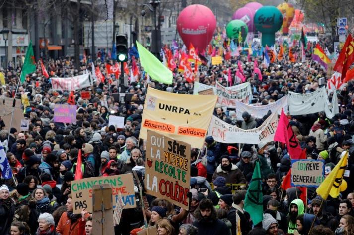 Huelga y movilizaciones masivas para decir "no" a reforma de pensiones en Francia