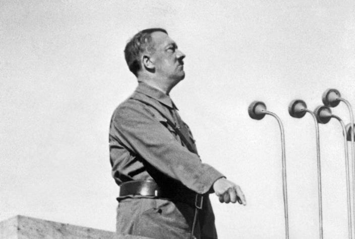 Empresario dona el sombrero de Hitler a Israel