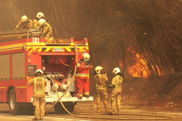 Incendio forestal: habilitan tránsito vehicular en ruta 60-CH de Valparaíso
