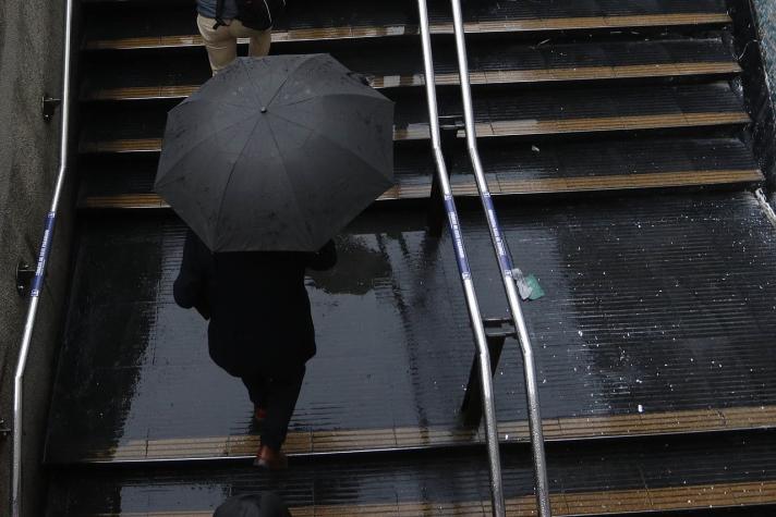 Meteorología confirma leves precipitaciones en la Región Metropolitana durante este sábado