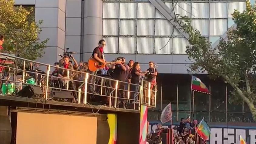 [VIDEO] Incidentes aislados durante masivo concierto en Plaza Italia