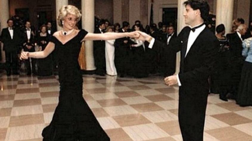 [VIDEO] Subastan icónico vestido que usó la Princesa Diana en la Casa Blanca