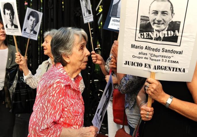 Ex policía argentino sospechoso de desapariciones, será extraditado el domingo