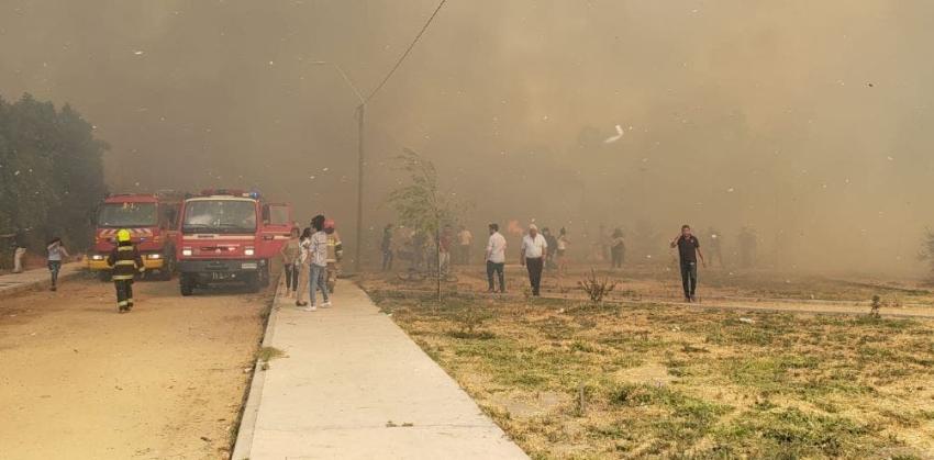 Alerta Roja en Peralillo por incendio forestal que afecta a viviendas