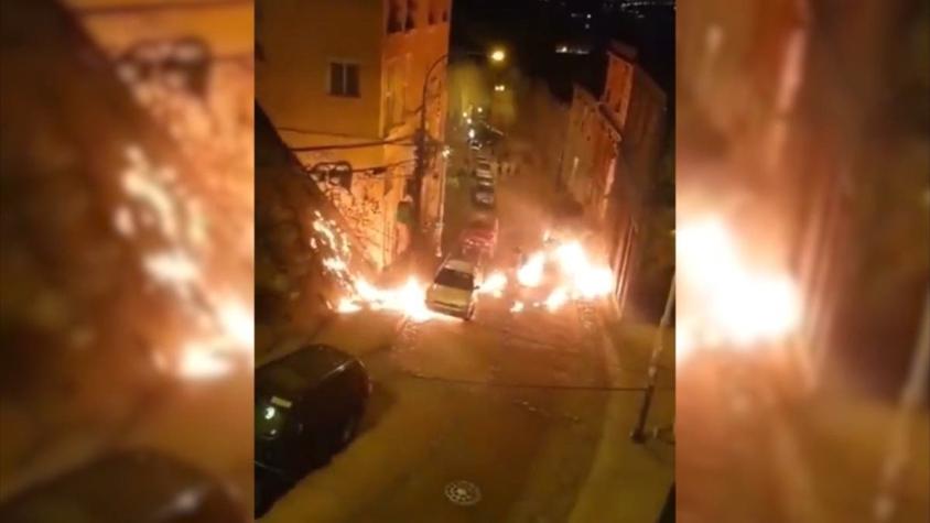 [VIDEO] Detective quemado por molotov en violenta jornada en Valparaíso