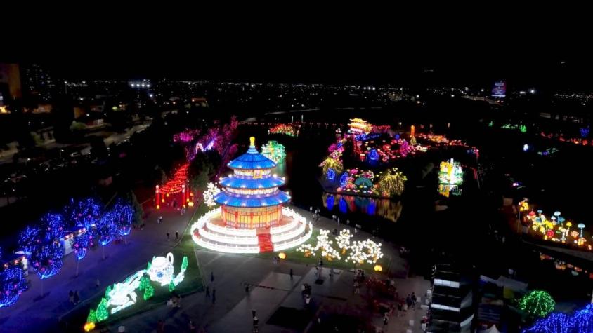 [VIDEO] #HayQueIr: Fesiluz, el festival de luces que ilumina Santiago