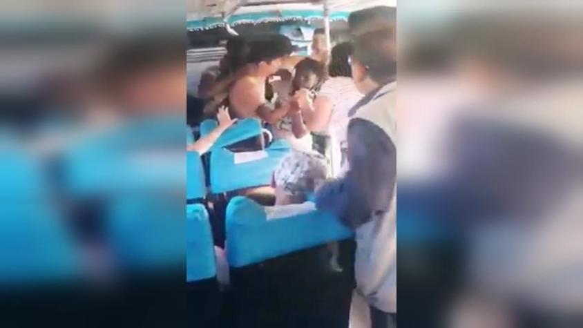 [VIDEO] Insulto racista a ciudadano haitiano en Concepción genera grave pelea en un bus