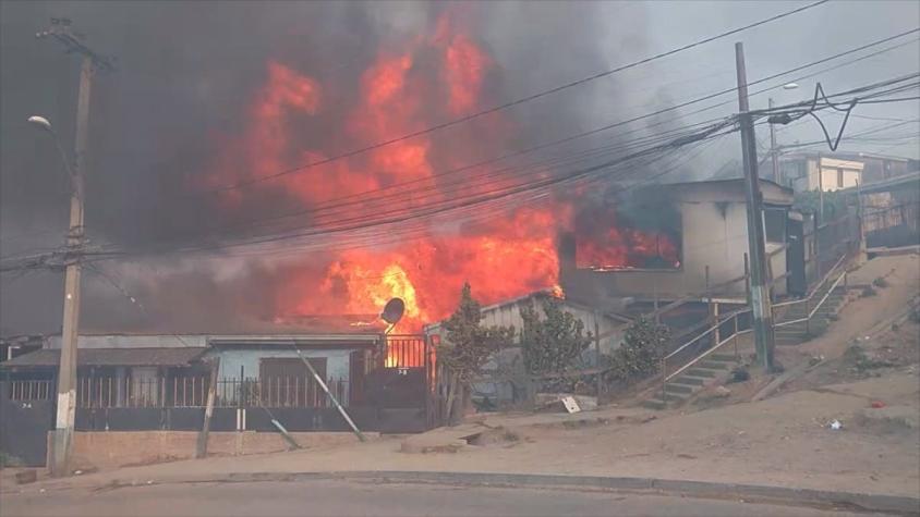 [VIDEO] Valparaíso: Investigan intencionalidad en incendios