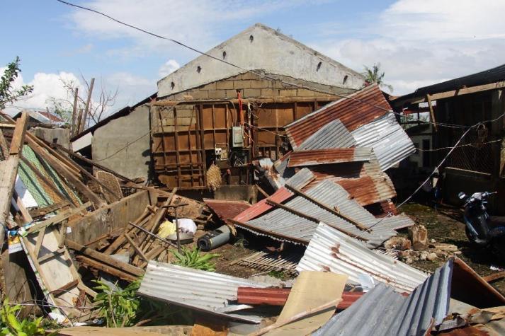 Asciende a 28 número de muertos en Filipinas por el tifón Phanfone