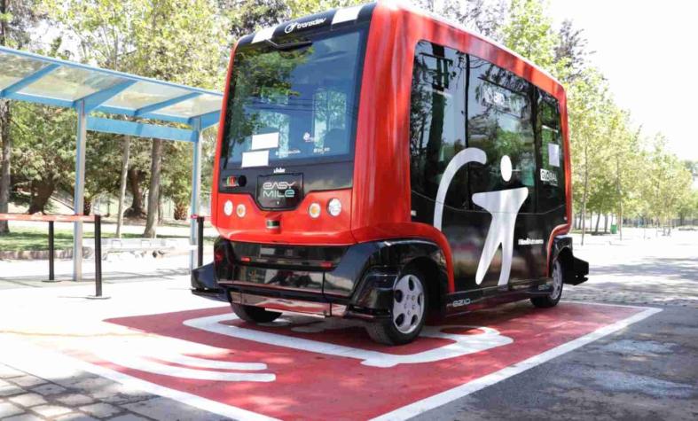 Sin chofer, 100% eléctrico y 12 pasajeros: Prueban primer bus autónomo de Chile