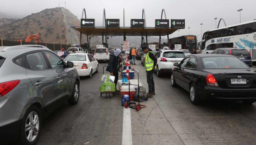 Año Nuevo fuera de Santiago: Revisa el plan de contingencia en autopistas