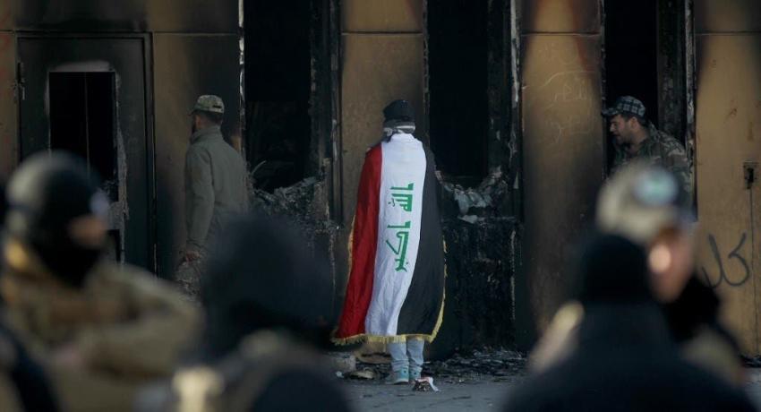 Manifestantes iraquíes comienzan a abandonar sector de embajada de EEUU