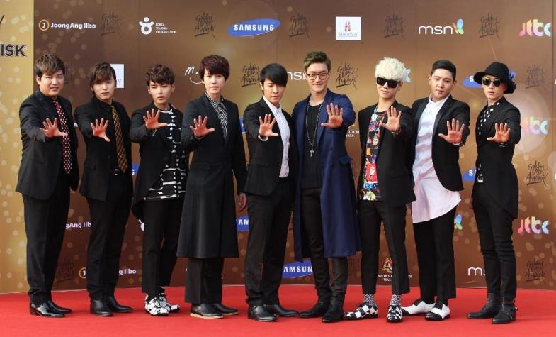 Medios coreanos informan de romance entre integrantes de Super Junior y TWICE