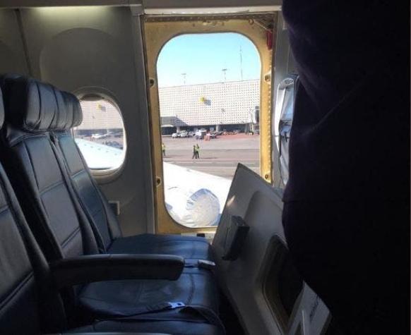 Pasajero entra en pánico y abre puerta de emergencia de un avión: Todos tuvieron que ser evacuados