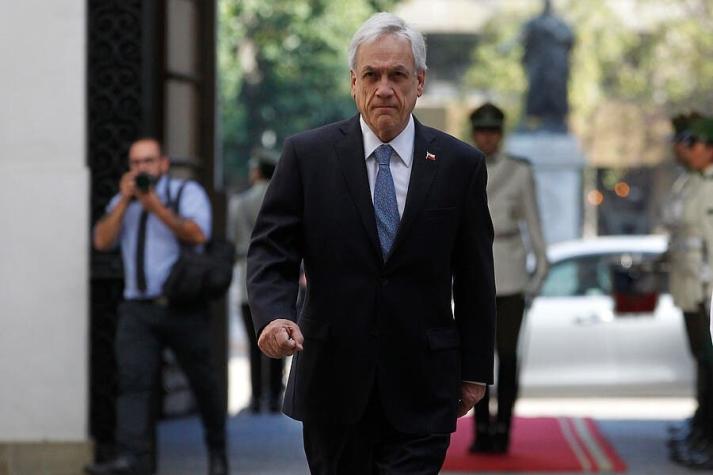 Cadem: 13% aprueba gestión de Sebastián Piñera y 72% aprobaría una nueva Constitución