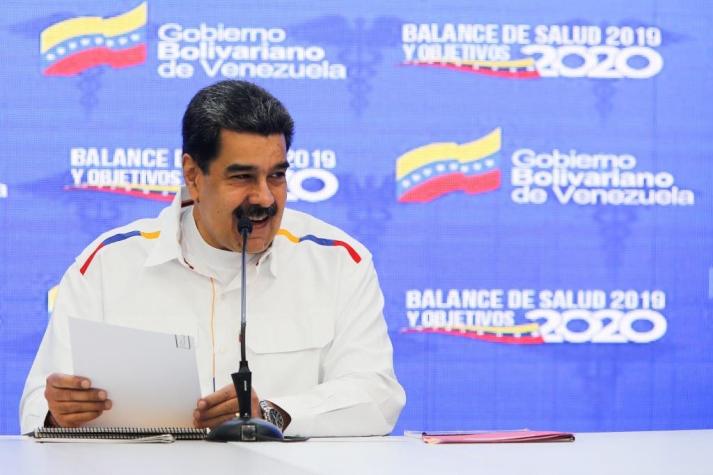Maduro llama "payaso fracasado" a Pompeo por apoyo a "show" de Guaidó en Venezuela