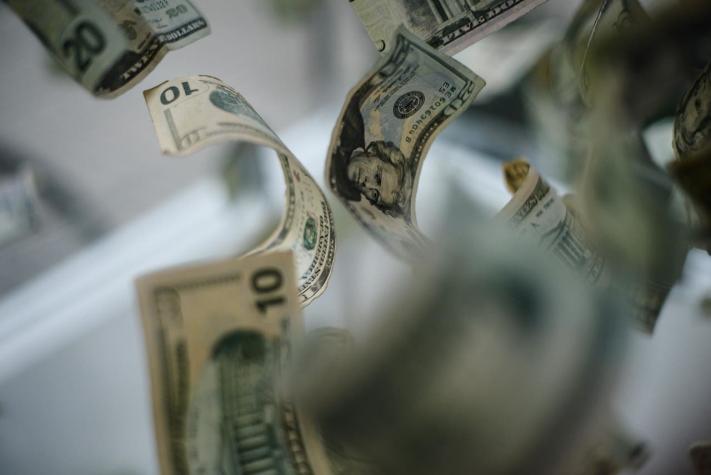 Dólar intenta caer de los $ 760 ante un escenario global más optimista