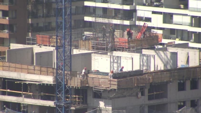 [VIDEO] Cámara Chilena de la Construcción proyecta desempleo de 12%