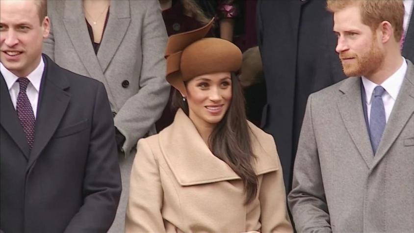 [VIDEO] Reina Isabel acuerda "período de transición" para Harry y Meghan