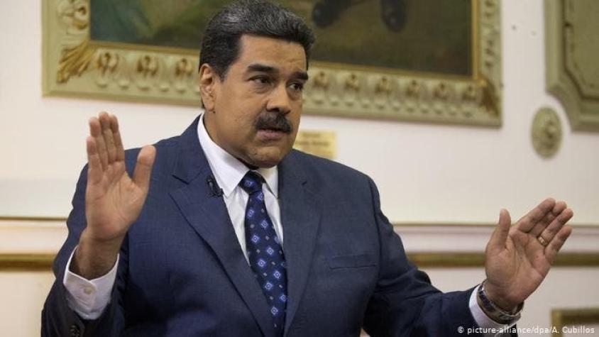 Maduro ordena comenzar la venta de petróleo en la criptomoneda "petro"